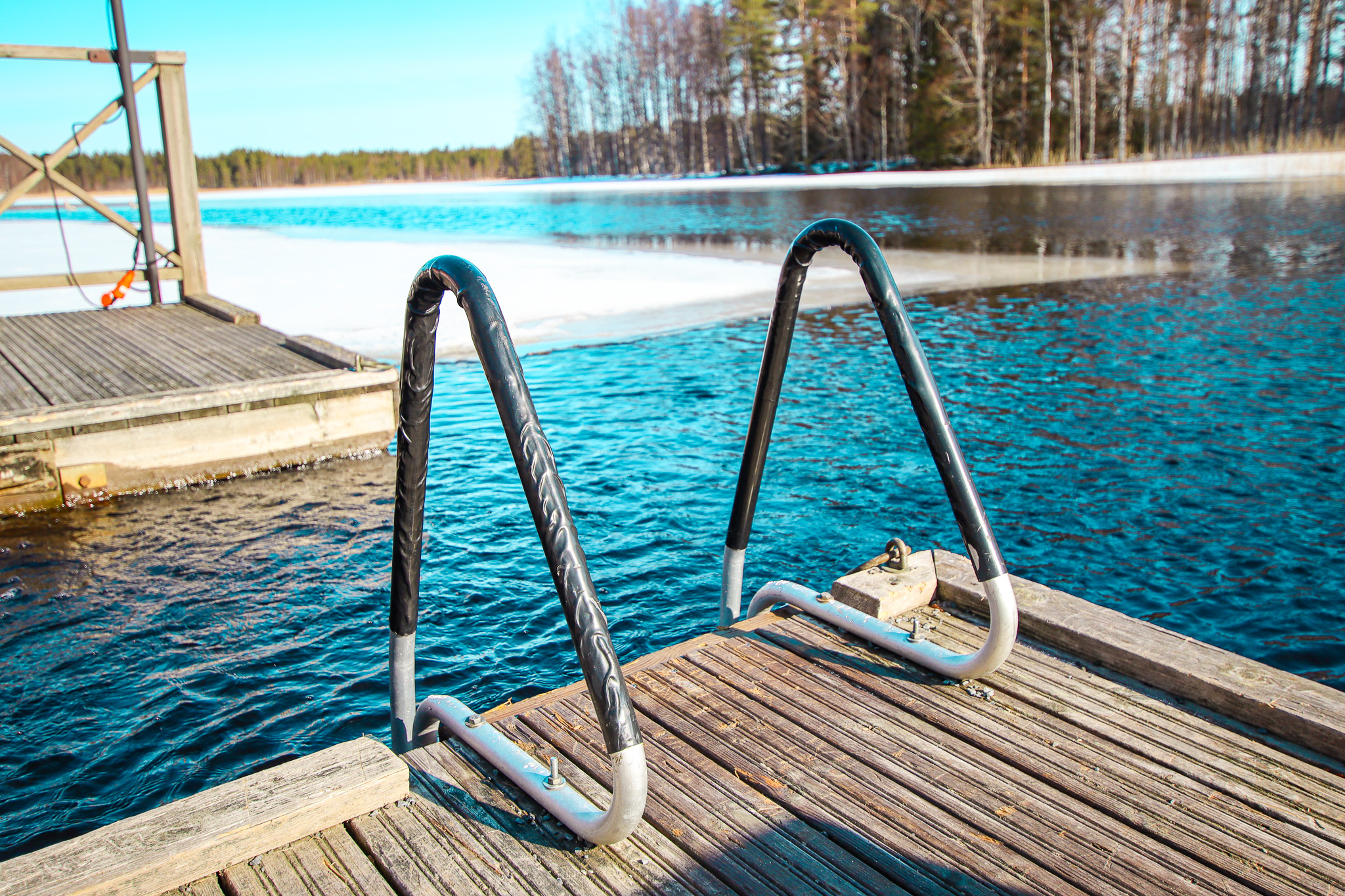 Avantouintipaikka rantaraitilla